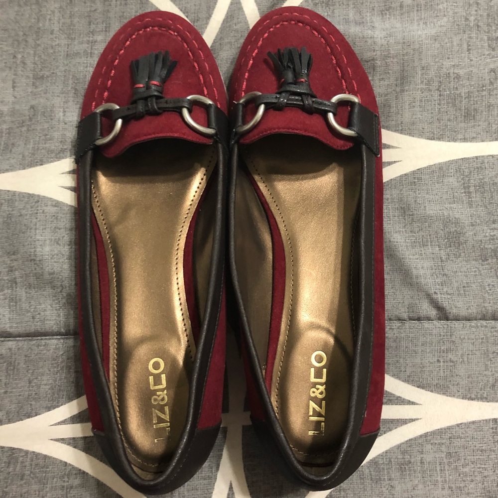 Super cute, Liz & Co. low-heel loafers
